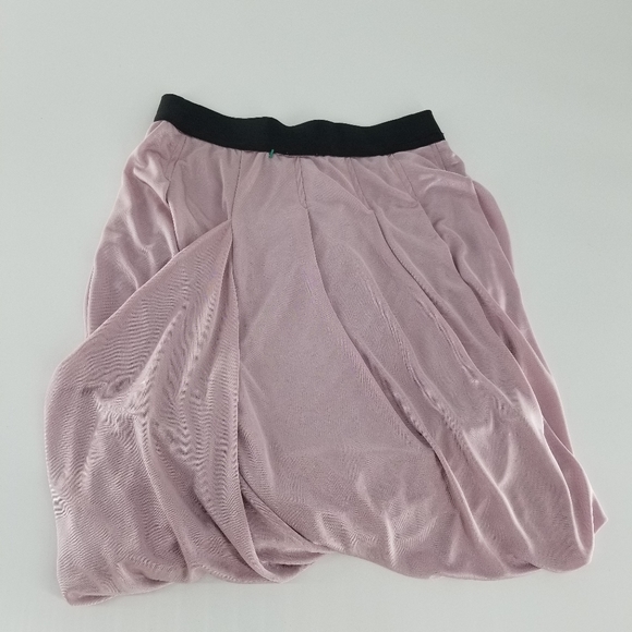 PH8 Draped Front High Waisted Rose Mini Skirt NWT - Picture 2 of 5